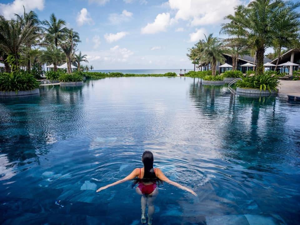 Marina Resort Waterfront Minh Phu Quoc Beach Swimming Pool 외부 사진